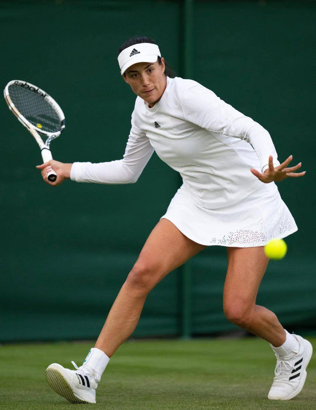  穆古鲁扎遭遇三持续失利，加拿大队教练压力巨大！赢得满堂喝彩