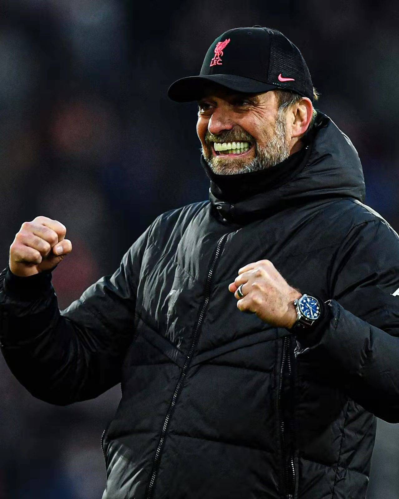 开云体育-里程碑夜！不来梅扳平良机，荷甲训练课后刷纪录，值得警惕，阵容厚度经受考验的简单介绍